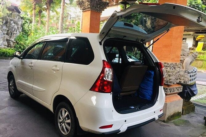 Bali Car Hire with Driver - South Bali routing: Seminyak, Canggu, Tanah Lot, and beaches