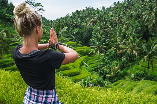 Bali Instagram: Gate of Heaven Temple Tour - d’Alas Swing: jungle and rice photos, with a real age rule