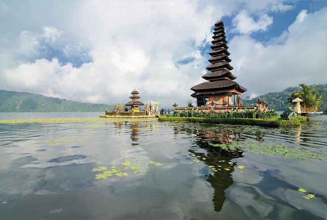 Bali Jungle Trekking and Lake Canoeing Tour - Price and Logistics: What Your $34 Really Covers