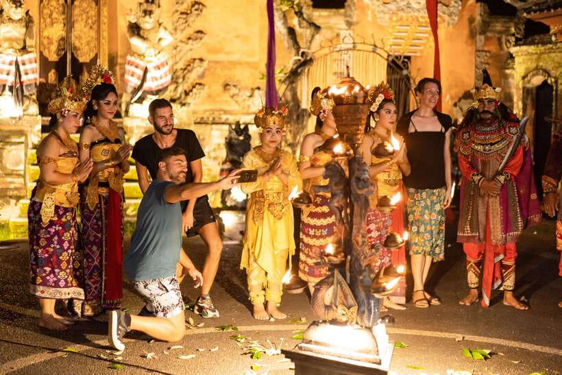 Bali: Ubud Kecak and Fire Dance Show Tickets - Weather, Noise, Mosquitoes, and Comfort: How to Make the Night Easier