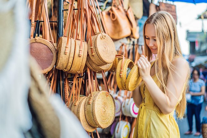 Best of Ubud Attractions: Private All-Inclusive Tour - Mas Carving Center: how to buy wood art without getting played