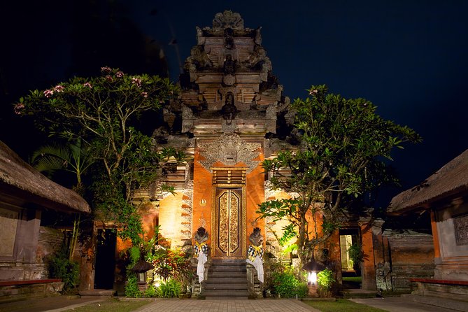 Best of Ubud Attractions: Private All-Inclusive Tour - Sacred Monkey Forest Sanctuary: fun viewing, real rules for safety