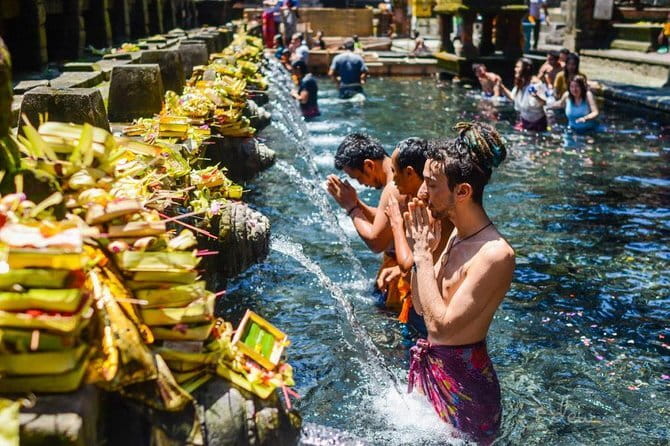 Celukan Bawang Day Tour (all-inclusive with optional option) - Temples, markets, and cultural stops you can actually use
