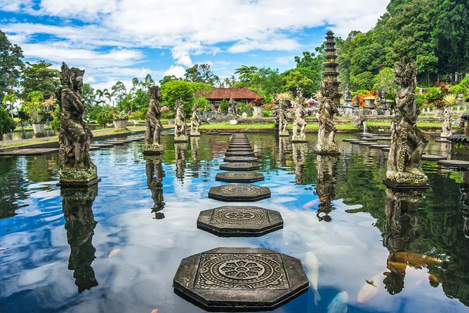 East Bali Tour: Lempuyang Temple - Gate of Heaven, Tirta Gangga, Virgin Beach - Virgin Beach (White Sand Beach): A Clean Finish with Calm Water