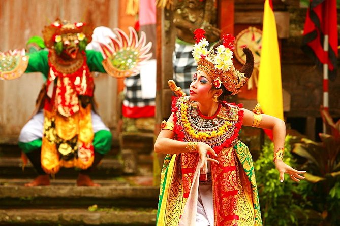 More Complete: Discover Bali In 3 Days Private Tour Package - Day 3 East Bali focus: Tirta Gangga, Lempuyang Gate of Heaven, Le Grande lunch, Kanto Lampo