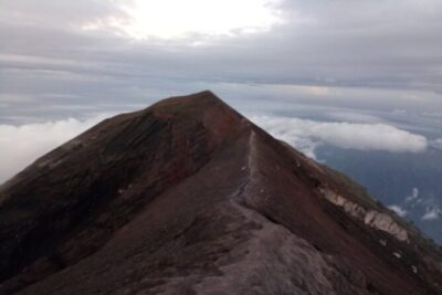Mount Agung Sunrise Trekking Private Tours - Getting There: Pickup Range and the Besakih Start Area