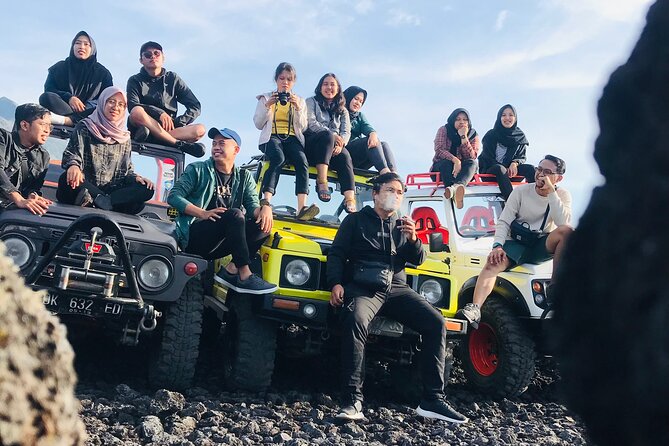 Mount Batur Sunrise Jeep Tour - Sunrise viewpoint: waiting for the sky to change