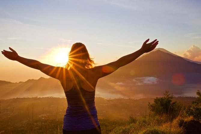 Mount Batur Sunrise Trekking - Getting to Bayung Gede Village: Drive Time, Camp Energy, and Breakfast