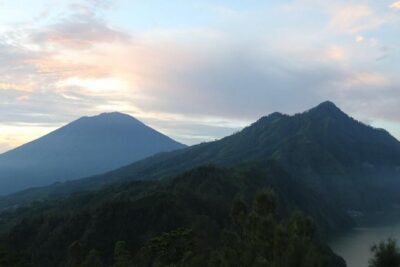 Mount Batur Trekking Sunrise Private Tour - Breakfast with the Sun: Lake Batur and Mt. Rinjani Views