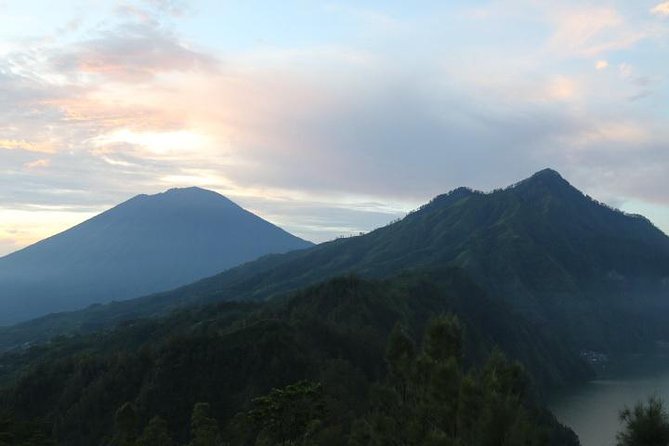 Mount Batur Trekking Sunrise Private Tour - Breakfast with the Sun: Lake Batur and Mt. Rinjani Views