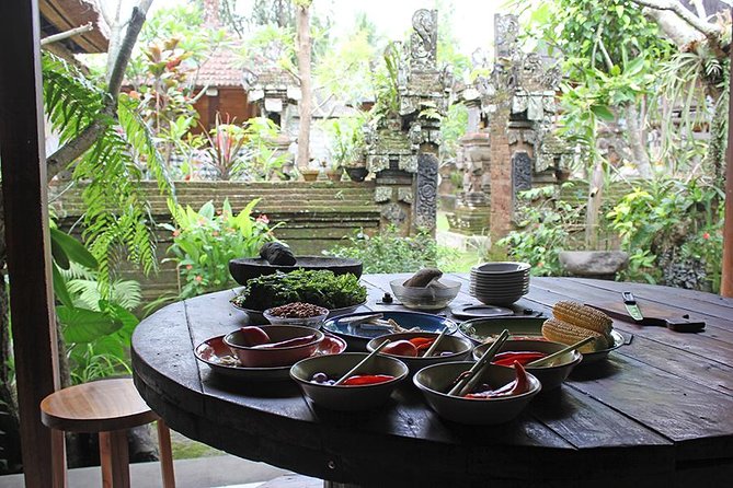 PRIVATE Balinese Cooking Class in Ubud with Dewa with Transfers - Why Dewa’s Balinese food day feels more personal than a class