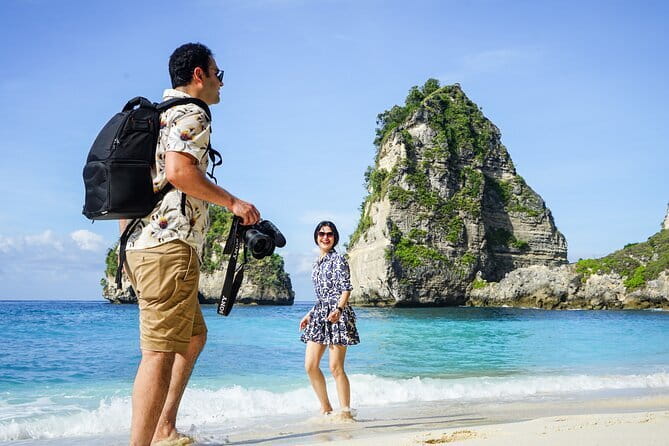 Private Full - Day Nusa Penida Island Tour - The Tree House (Rumah Pohon) near Atuh Beach: popular for a reason