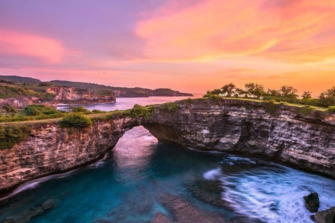 Private Full - Day Nusa Penida Island Tour - Kelingking Beach (Pantai Kelingking): the iconic one you can’t ignore