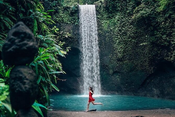 Private Full - Day Nusa Penida Island Tour - Sanur Beach and the rhythm of the day: short stops, big travel time