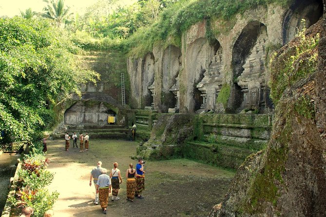 Private Full-Day Tour: Balinese Temples and Rice Terraces - Stop 3: Tirta Empul Temple and the blessing ritual (inside the spring area)