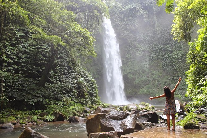 Private Full-Day West Bali Tour with Waterfall Visit - Wanagiri Hidden Hills: twin-lake viewpoints with photo-platform fun