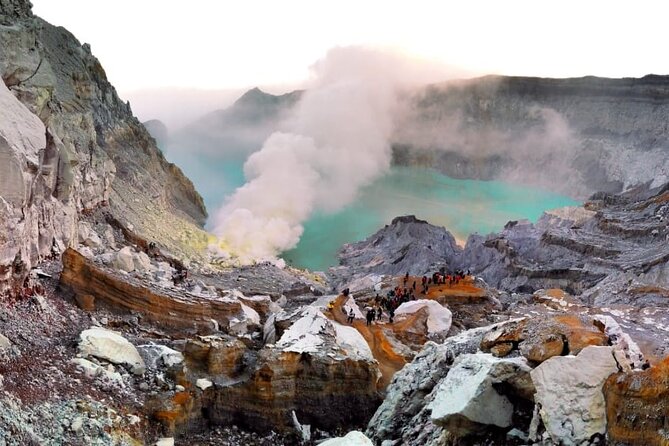 Private Tour : Bromo Ijen Tour From Bali - Ijen Crater at night: aiming for blue flames with a real hike