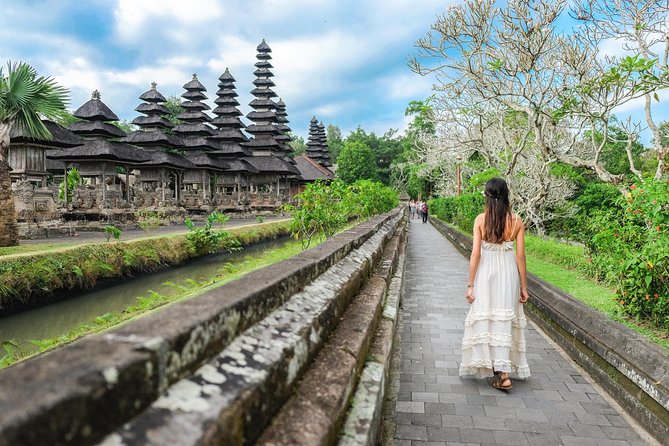 Private Tour: Full-Day Tanah Lot and Uluwatu Temples with Kecak Fire Dance Show - Stop 3: Uluwatu Temple, Sunset Timing, and the Kecak Fire Dance