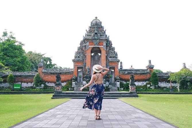 Private Tour: Ubud and Tanah Lot Day Tour - Lunch at a jungle restaurant: what’s included, what’s optional