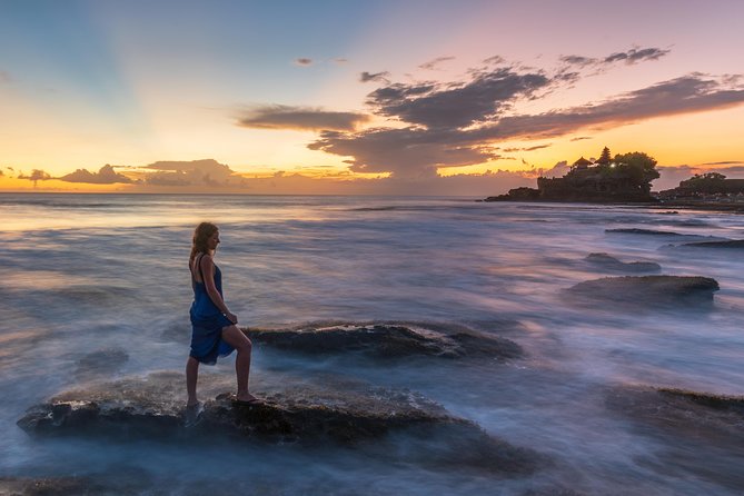 Private Tour: Ubud and Tanah Lot Day Tour - Tanah Lot Temple at sunset: the low-tide reality check