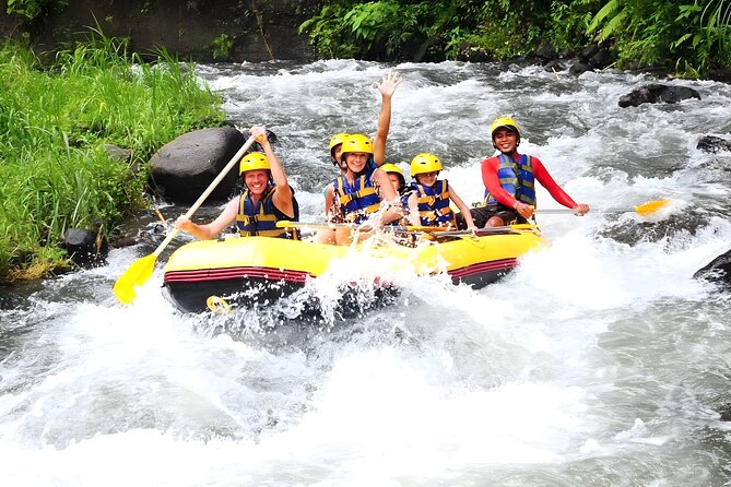 Telaga Waja White Water Rafting - With No Step or Stair : Bali Best Adventures - Gear Up and Learn Fast: Safety Briefing That Actually Helps