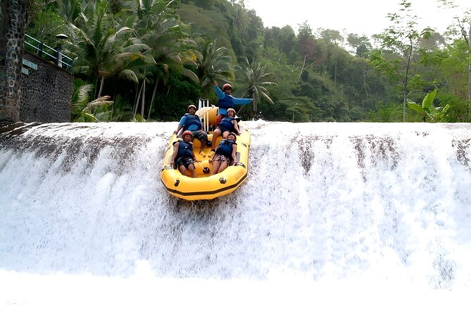Telaga Waja White Water Rafting - With No Step or Stair : Bali Best Adventures - On the River for 3 Hours: Rapids, Drops, and Waterfalls You Feel