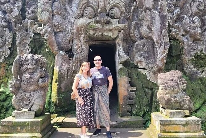 Ubud Bali Driver - Private Driver in Ubud - Money matters: entry fees, lunch, and what $32 really covers