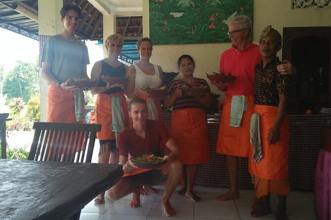 Ubud Cooking Class with Optional Market Visit Pickup Included - Hotel Pickup and the Start of Your Ubud Food Quest