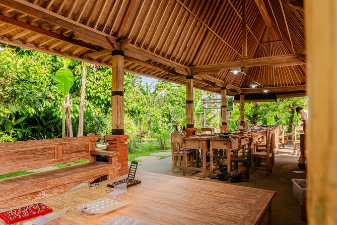 Ubud Silver Class Jewelry making in bali - Your First Hour: Tea, Snacks, and Picking a Design You Can Finish