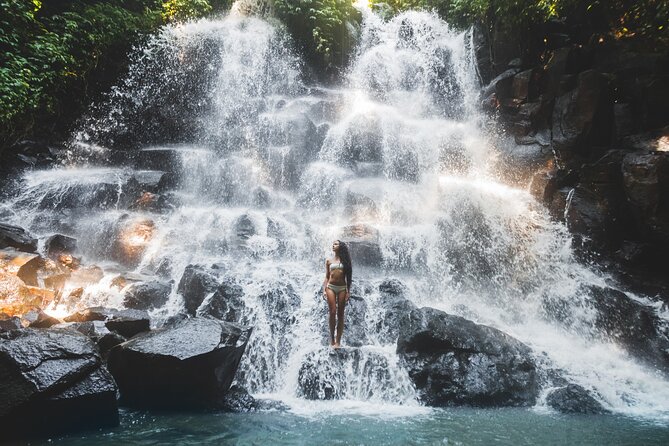 Ubud Top Attractions: Waterfalls, Temples and Rice Terraces - Kanto Lampo Waterfall: an easy walk to a big payoff
