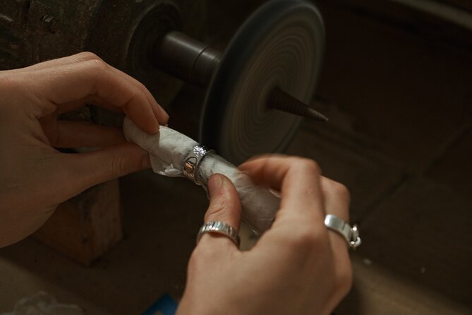 Ubud Town Center Silver Class - Create Your Own Silver Jewelry - Time on the clock: what a 1–3 hour class feels like