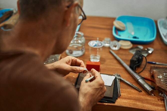 Ubud Town Center Silver Class - Create Your Own Silver Jewelry - Accessibility and comfort: the real-world checklist